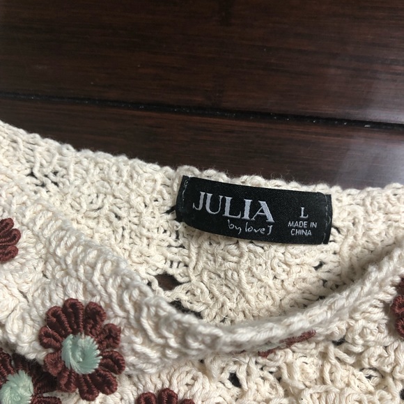 Cute Jules by Love crochet top - Picture 4 of 8